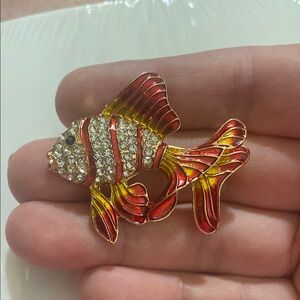 NEW Goldtone Orange, Yellow and Red Fish Brooch